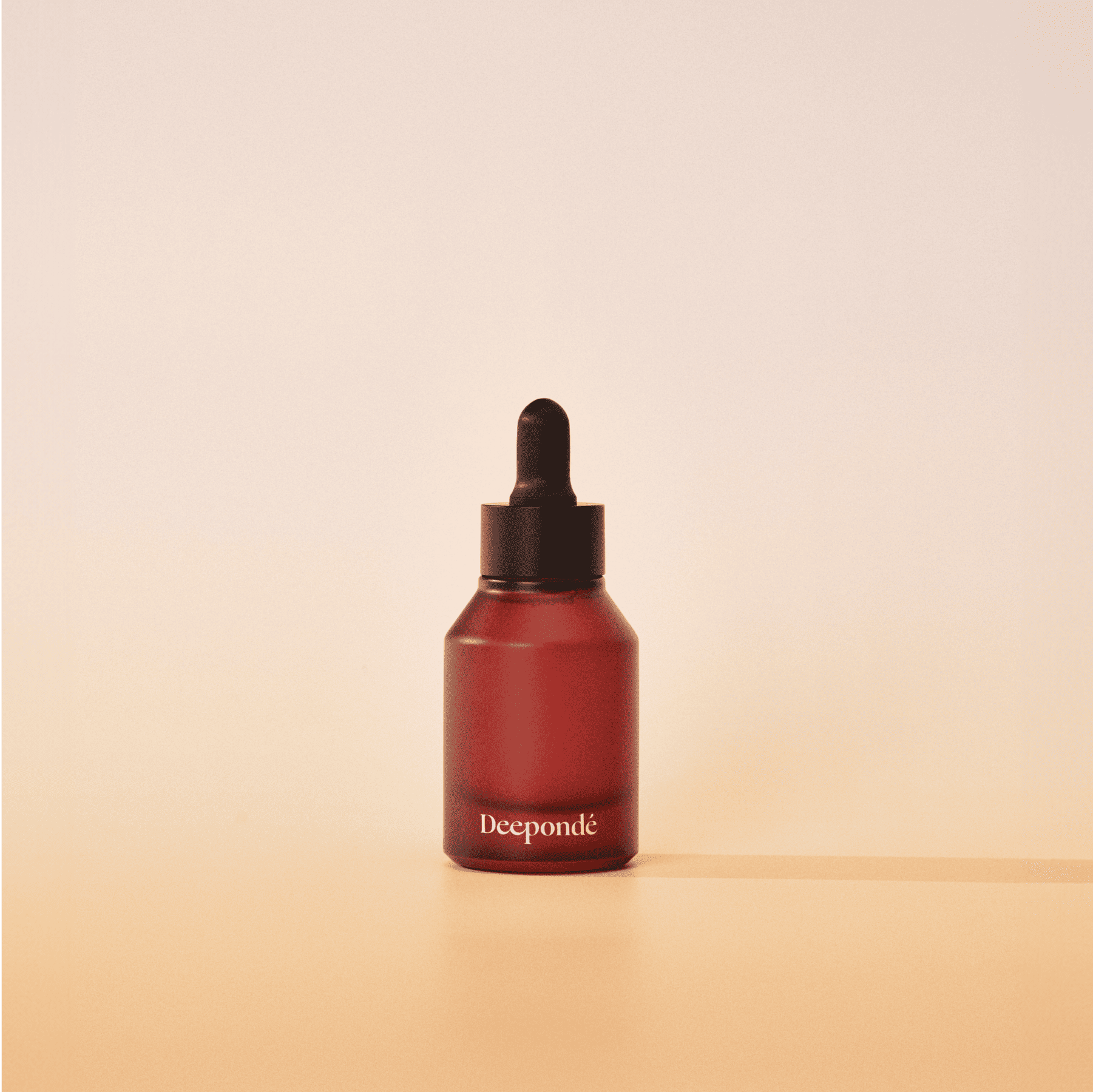 Glutathione and ultra-low molecular weight hyaluronic acid for a clear glow booster toner